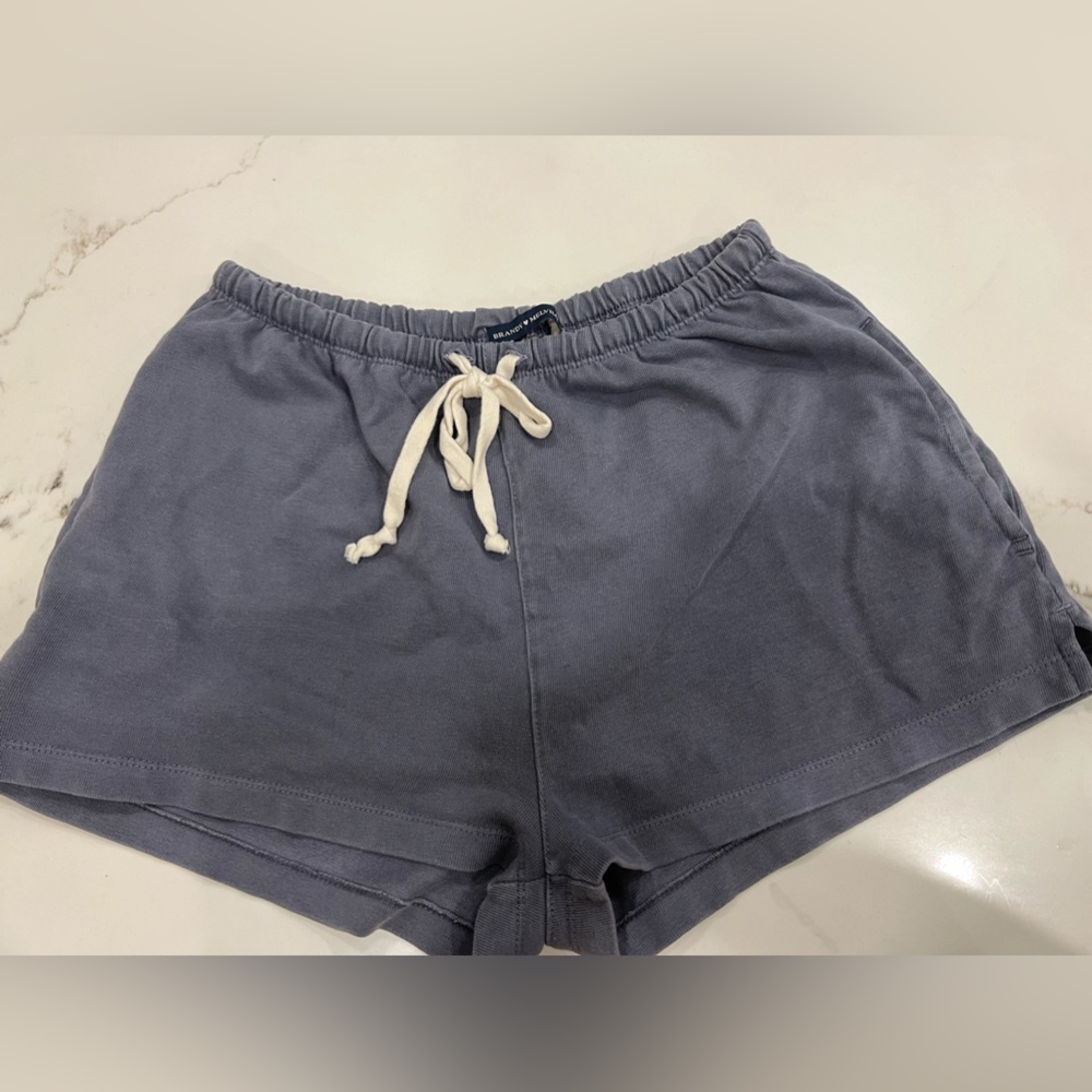 Brandy Melville shorts